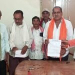 कबीरधाम में शिवसेना का महाहस्ताक्षर अभियान शुरू, गौ हत्यारों पर हत्या का मुकदमा दर्ज करने की मांग